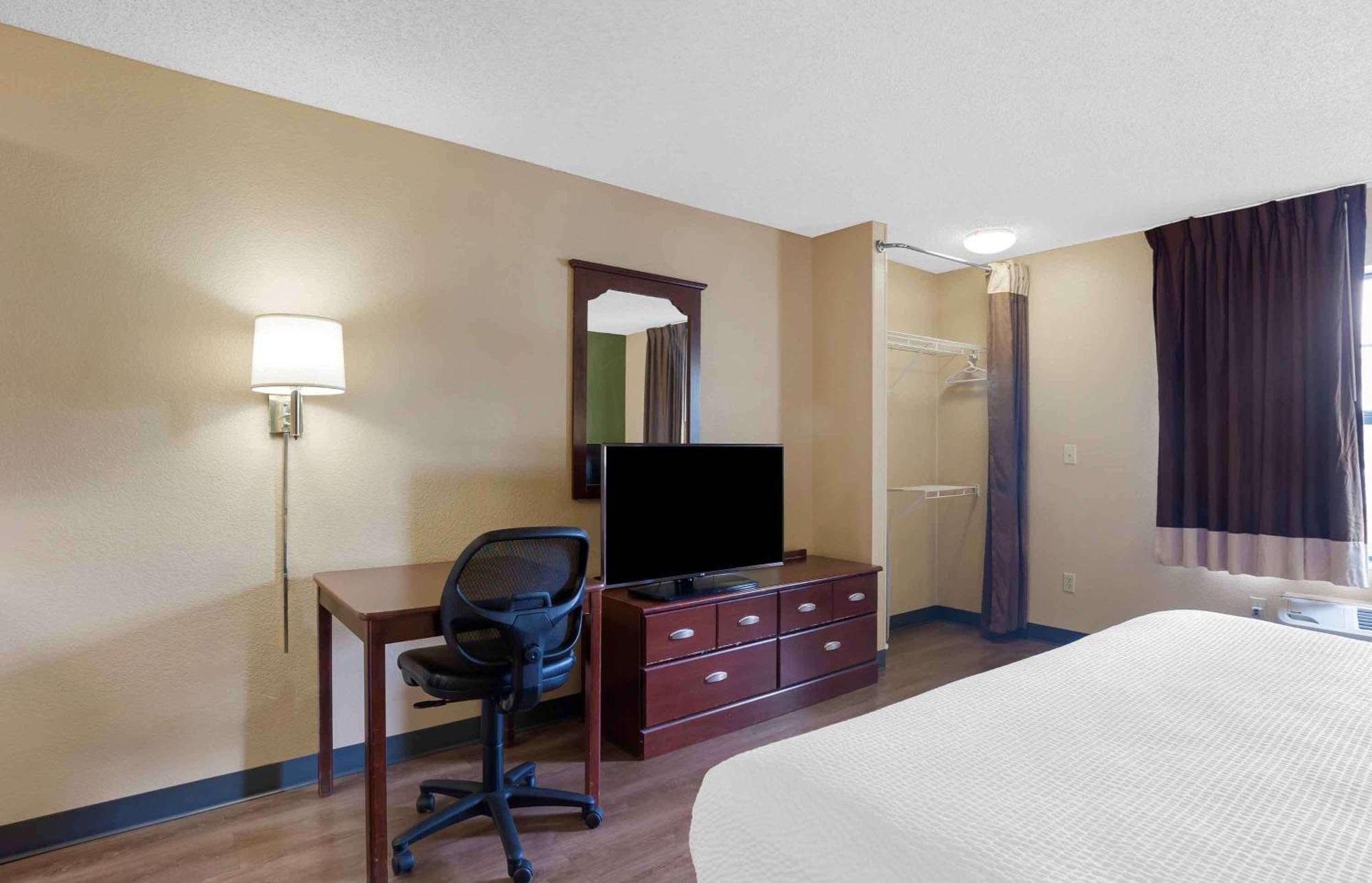 Extended America - - Mishawaka - North Hotel