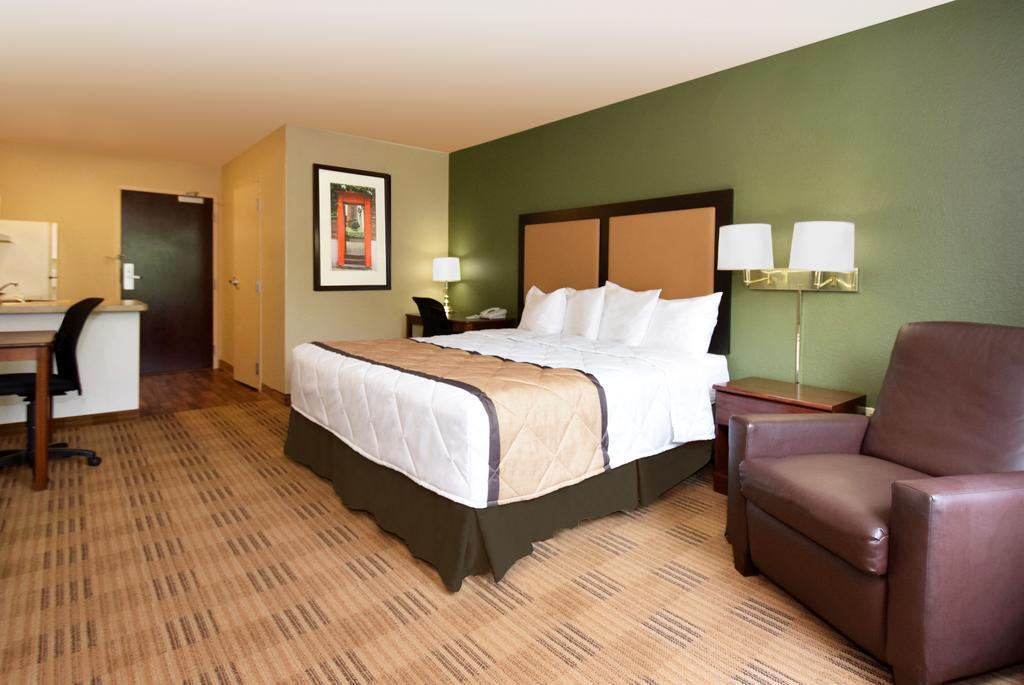 Extended America - - Mishawaka - North Hotel South Bend
